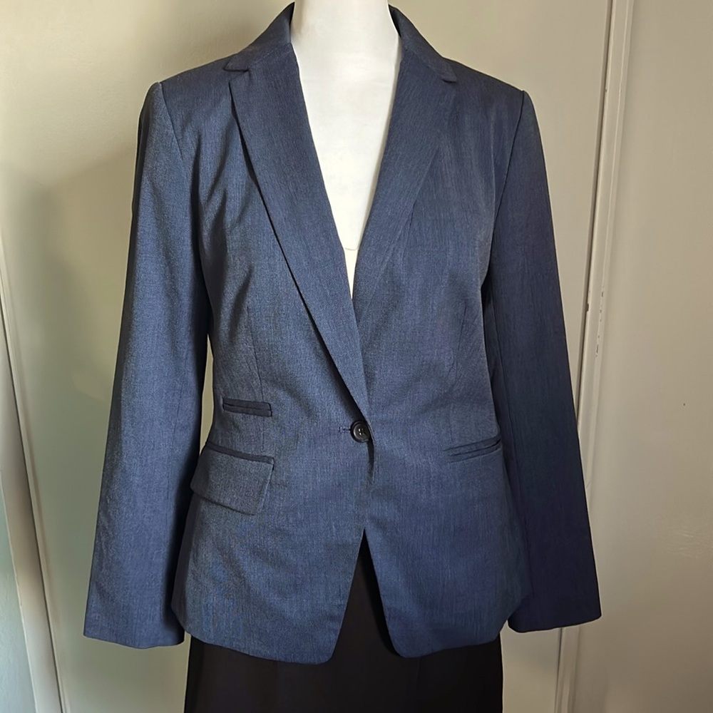 Banana Republic Women’s Slim Fit Chambray Single Button Blazer Suit Jacket